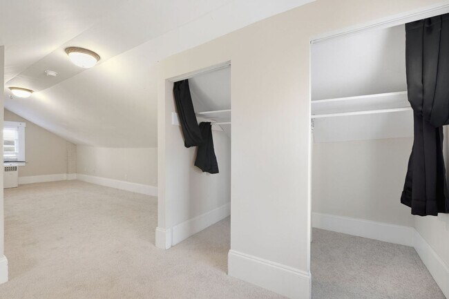 Building Photo - Charming 4BR House in Greensboro