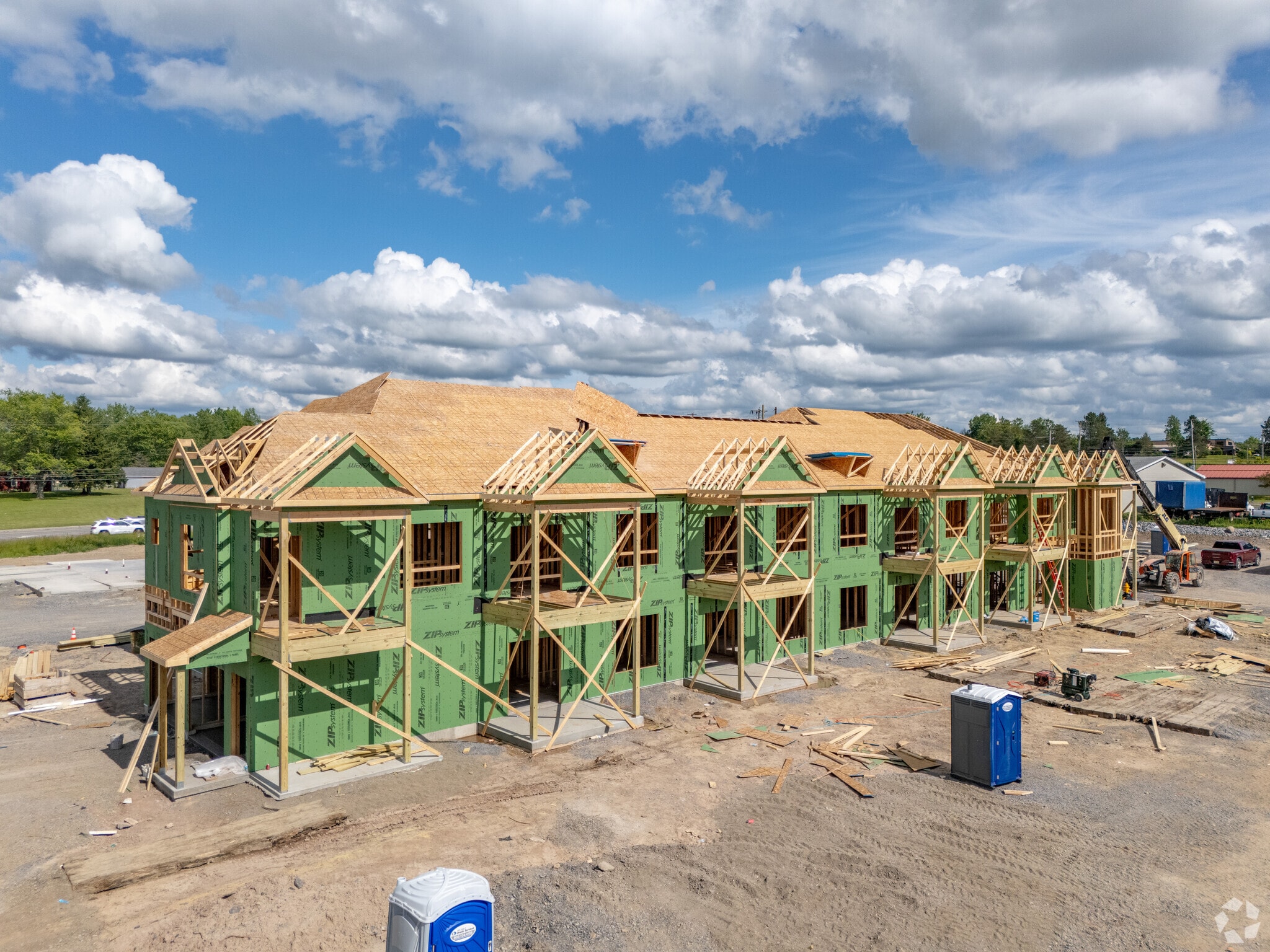 Building Photo - Springs at West Seneca
