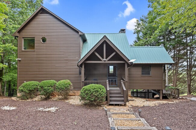Building Photo - 202 Oak Ledge Rd