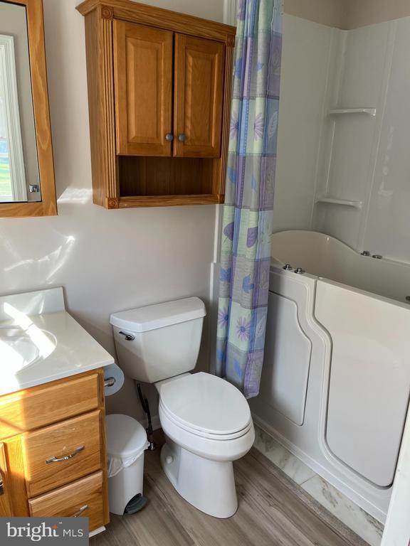 Building Photo - 631 Tract Rd