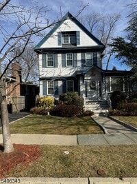 Building Photo - 239 Washington Pl