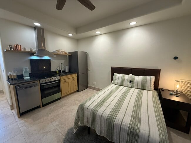 Building Photo - 2253 N Cohonina Cir