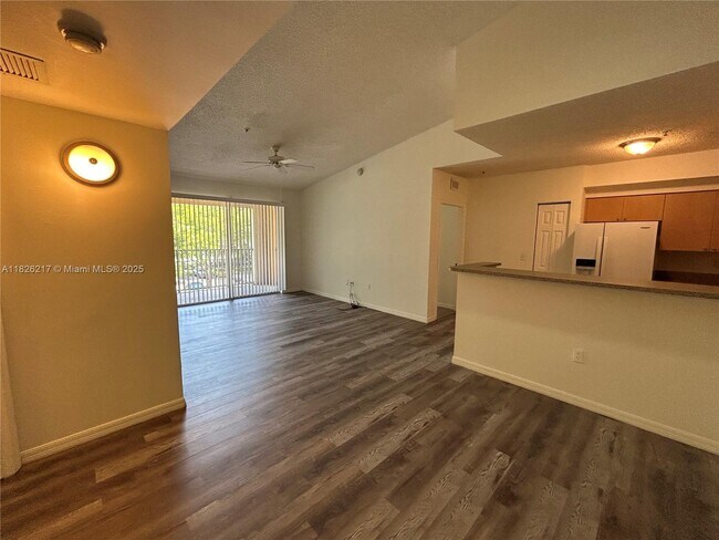 Building Photo - 2360 E Preserve Way