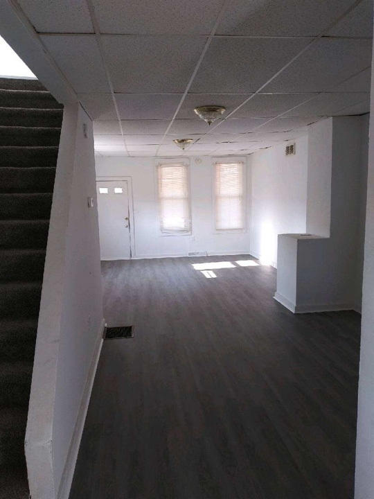 Building Photo - 363 Pattison St