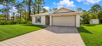 Building Photo - 3020 N Lakewood Rd