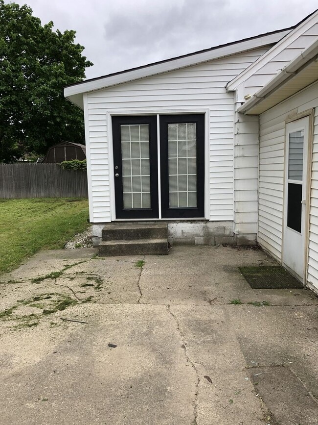 Building Photo - Spacious 4-Bedroom Home in Kentwood – Minutes from Grand Rapids