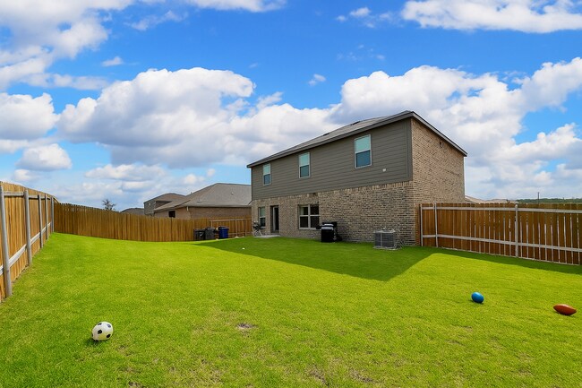 Building Photo - Stylish 4-Bedroom Two-Story Home with Park Access in Princeton, TX