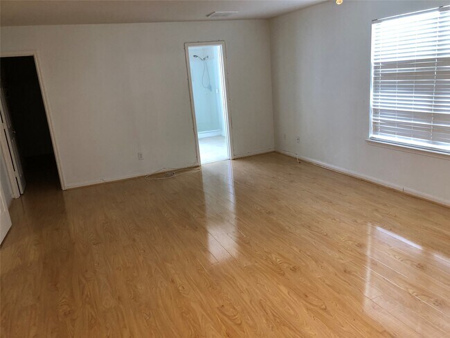 Building Photo - 8531 Ashford Green Ln