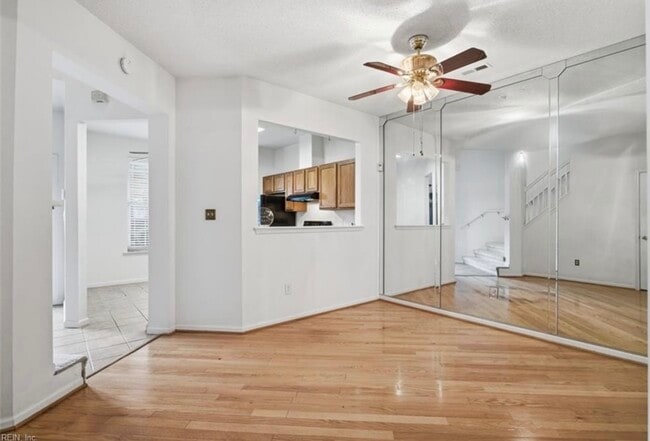 Building Photo - 682 Windbrook Cir