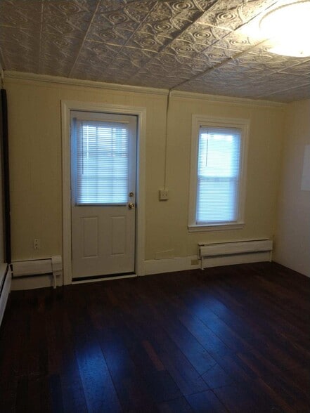 Building Photo - 152 Ohio St