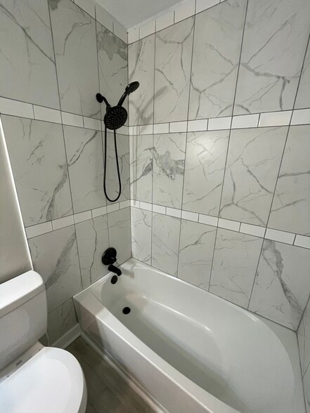 Building Photo - 2839 Lumpkin Rd