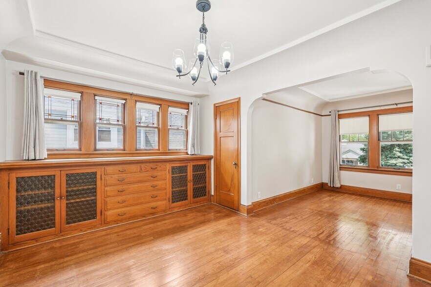 Building Photo - 2170 S 64th St