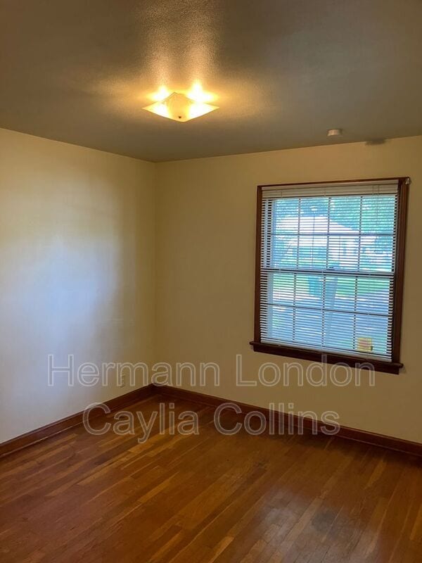 Building Photo - 10514 Anson Dr