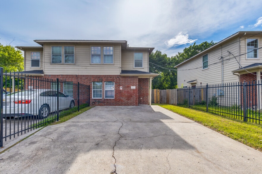 Building Photo - 8130 Jutland Rd