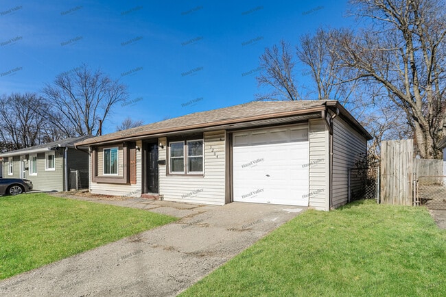 Building Photo - 3264 Warfield Ave