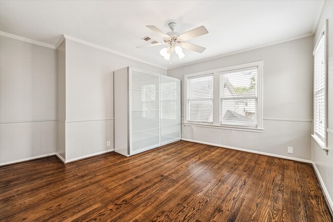 Building Photo - 2315 Swift Blvd