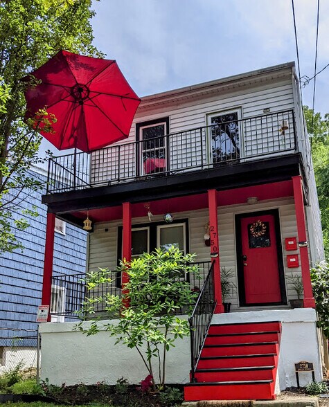 Primary Photo - 2750 Enslin St