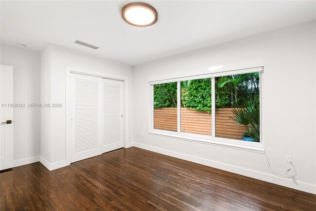 Building Photo - 3505 Crystal View Ct