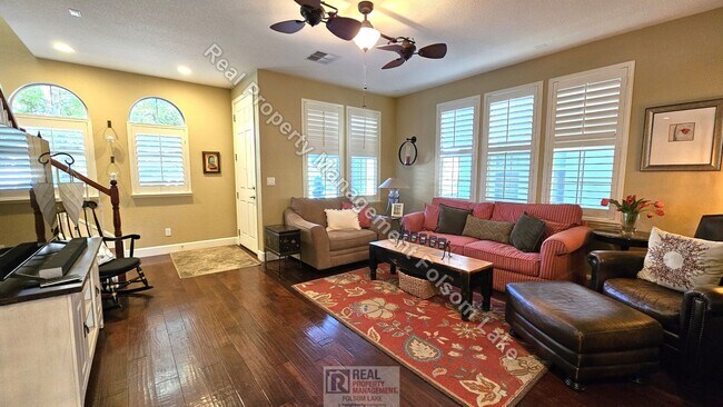 Building Photo - 1529 Borrasca Dr