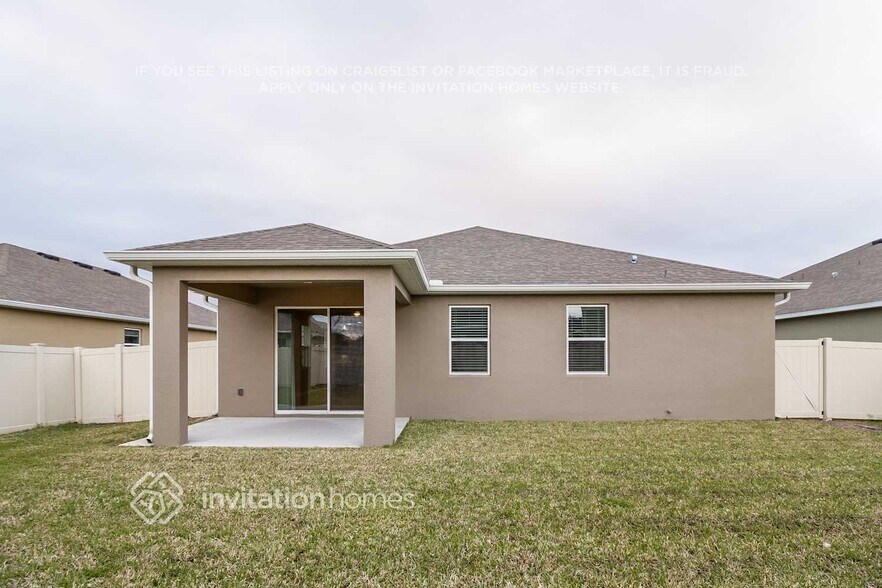 Building Photo - 3504 Sprite Ln