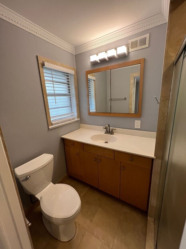 Building Photo - 3057 Pharr Ct N Northwest