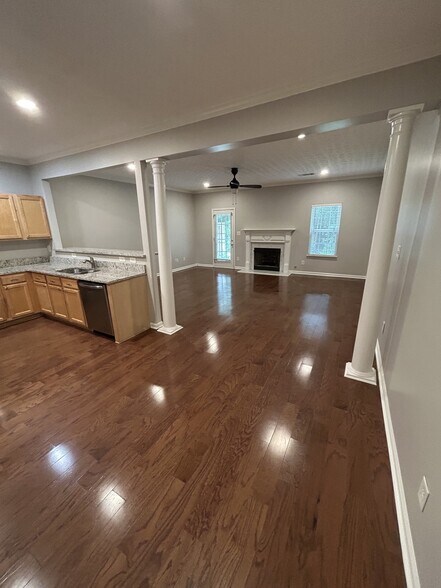 Building Photo - 2903 Greyhawk Ln