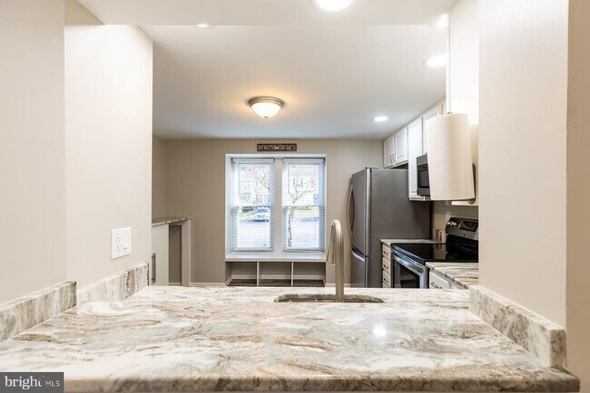 Building Photo - 1178 White Coral Ct