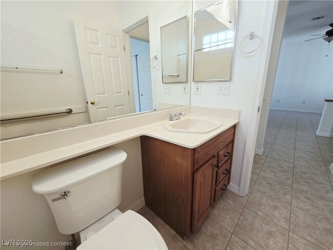 Building Photo - 4814 Regalo Bello St