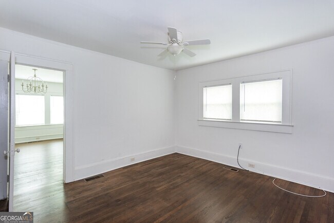 Building Photo - 2870 Cheney St