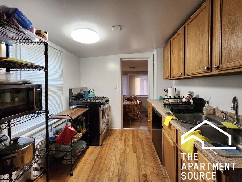 Primary Photo - 1014 Garnett Pl