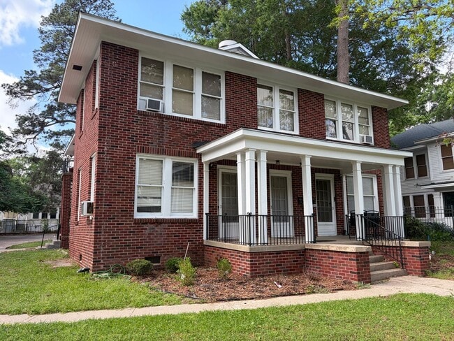 Building Photo - Beautiful Highland 1 bedroom Apartment