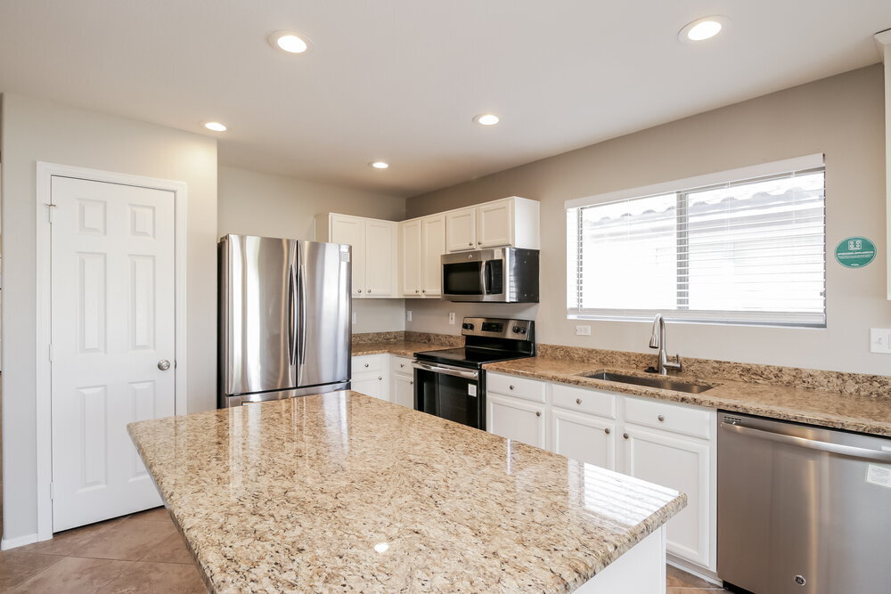 Building Photo - 8528 E Desert Ln