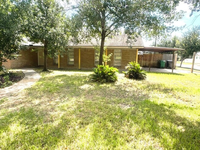 Primary Photo - 1518 Johanna Dr