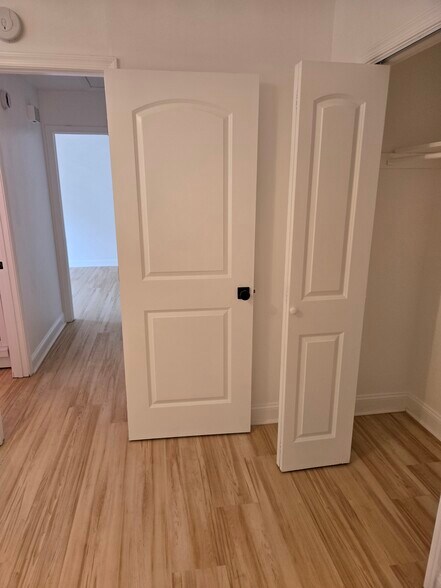 Building Photo - 2515 Arkansas Ave