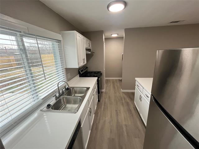 Building Photo - 1310 Whiteoak Dr