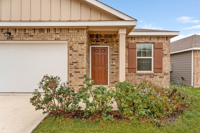 Building Photo - 6032 Pearl Mdw