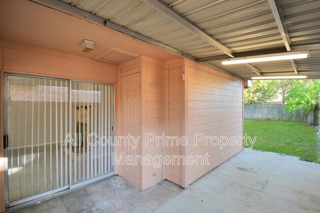 Building Photo - 19214 Cypress River Dr