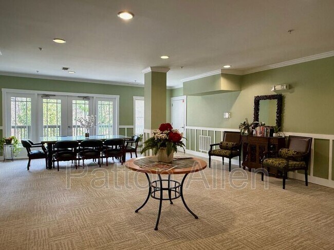 Building Photo - 9 Kenilworth Knl