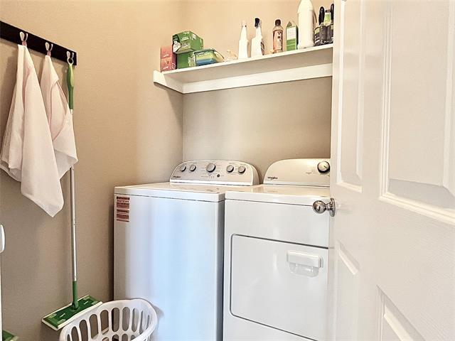 Building Photo - 10232 Benwick Dr