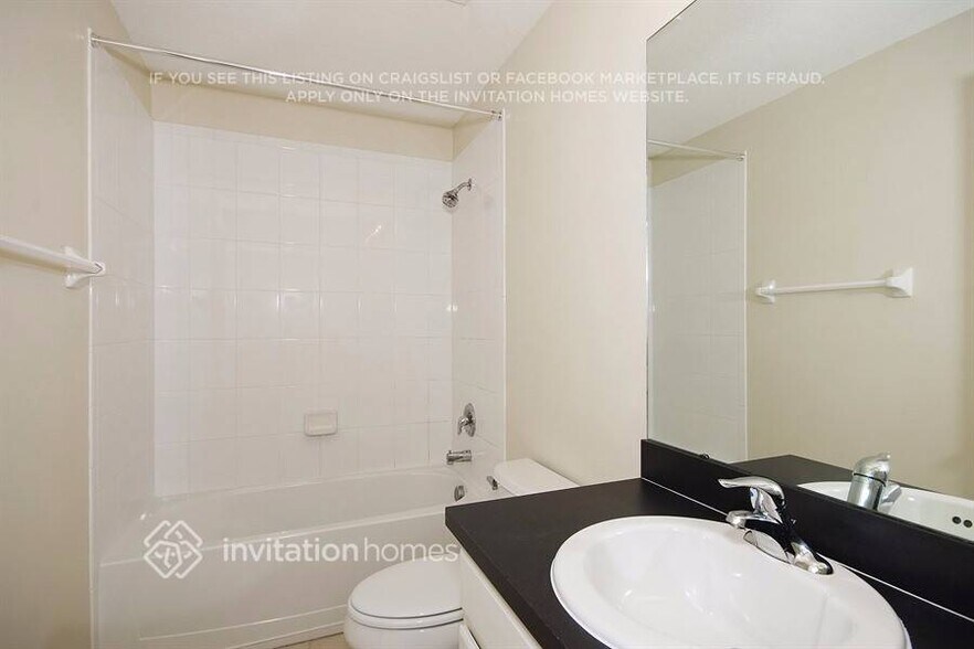 Building Photo - 8954 Vickroy Terrace