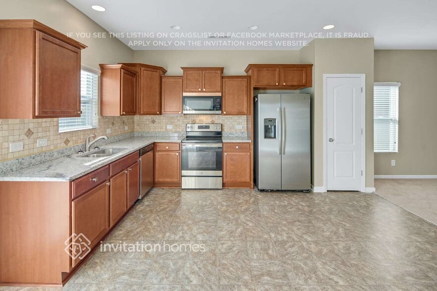 Building Photo - 13737 Porter Creek Rd