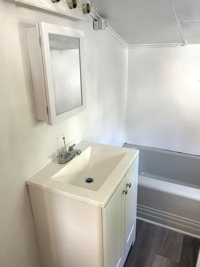 Building Photo - Coming Soon! First Floor Apartment with Bo...