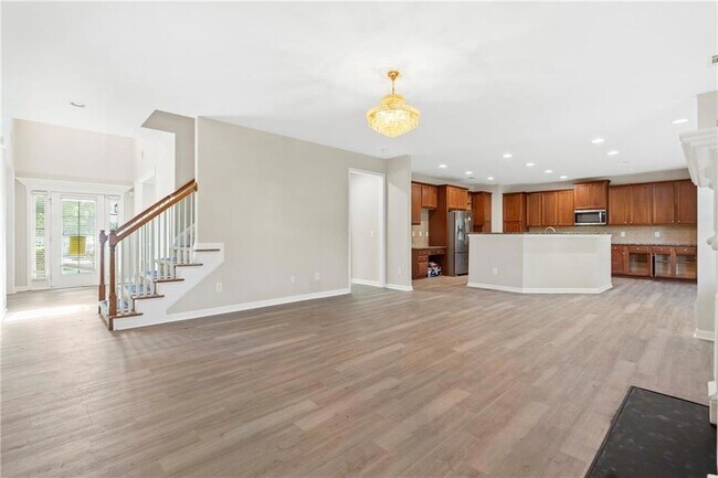 Building Photo - 4660 Lake Hill Trail