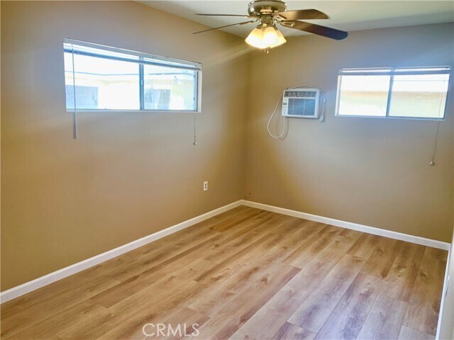Building Photo - 550 N Valencia Pl
