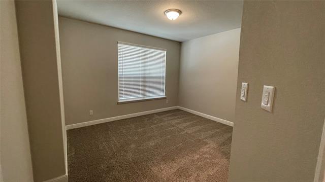 Building Photo - 2316 Coyote Way