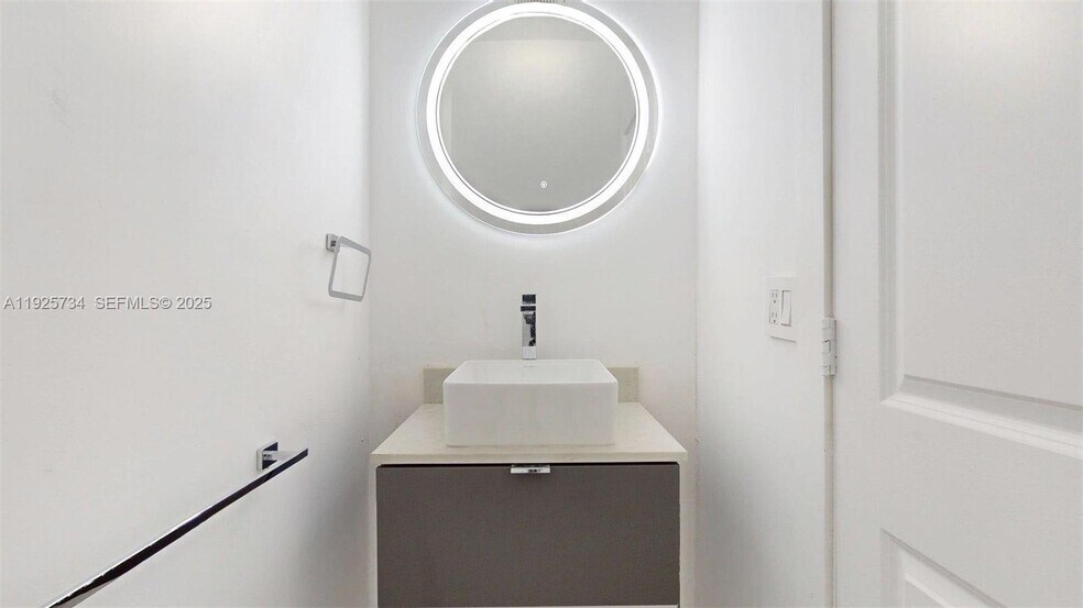 Building Photo - 8212 NW 8th Pl