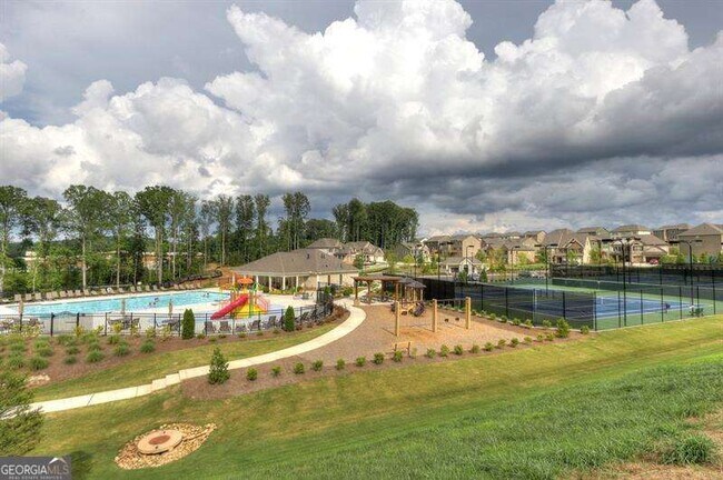 Building Photo - 4215 Miramount Overlook