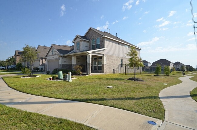 Building Photo - 3502 Gannan Lake Ct