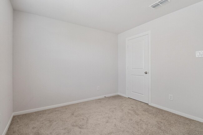 Building Photo - 18203 Lilac Woods Trl
