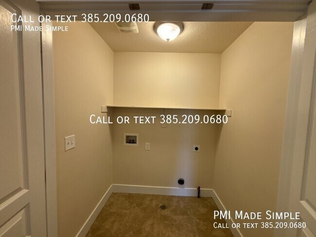 Building Photo - 126 W 3430